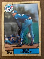TOM HENKE  SIGNED CARD  1987 TOPPS BASEBALL CARD AUTOGRAPHED