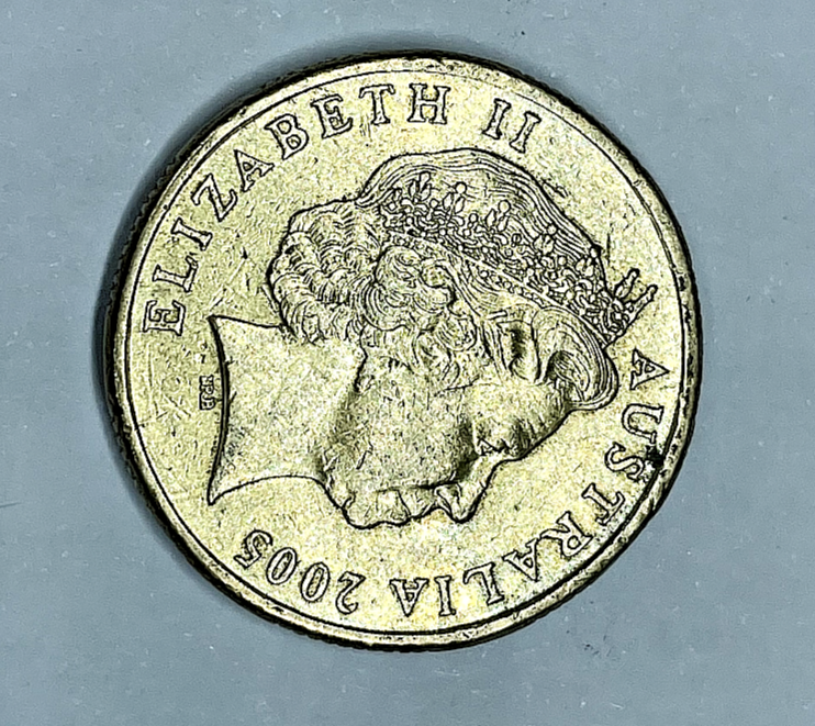 Very Rare Strike & Worm 2005 $1 Dollar Australian Coin 2005 1939