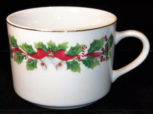 Sango "Christmas Holly" #8415 Dinnerware