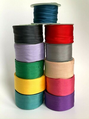 Handgefärbtes 100 % Seidenband May Arts Hochzeit Geschenkpapier 32 mm breit Weihnachten