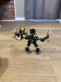 LEGO BIONICLE: Defilak (8929), 100% Complete, 1 orange zamor sphere included