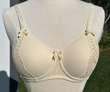 NWT- Amoena MARIELLA Bra 44836, Non-Wire, post mastectomy bra, color - vanilla