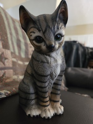 The Harvey Knox Kingdom 1980 Porcelain Cat Figure H335A80 JAPAN Art  6.5  Tall