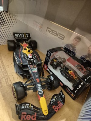 ORACEL RedBull Racing F1 RB19 1/18Max Verstappen 2023+ RB 1/43 Nr.1 Angebot dazu