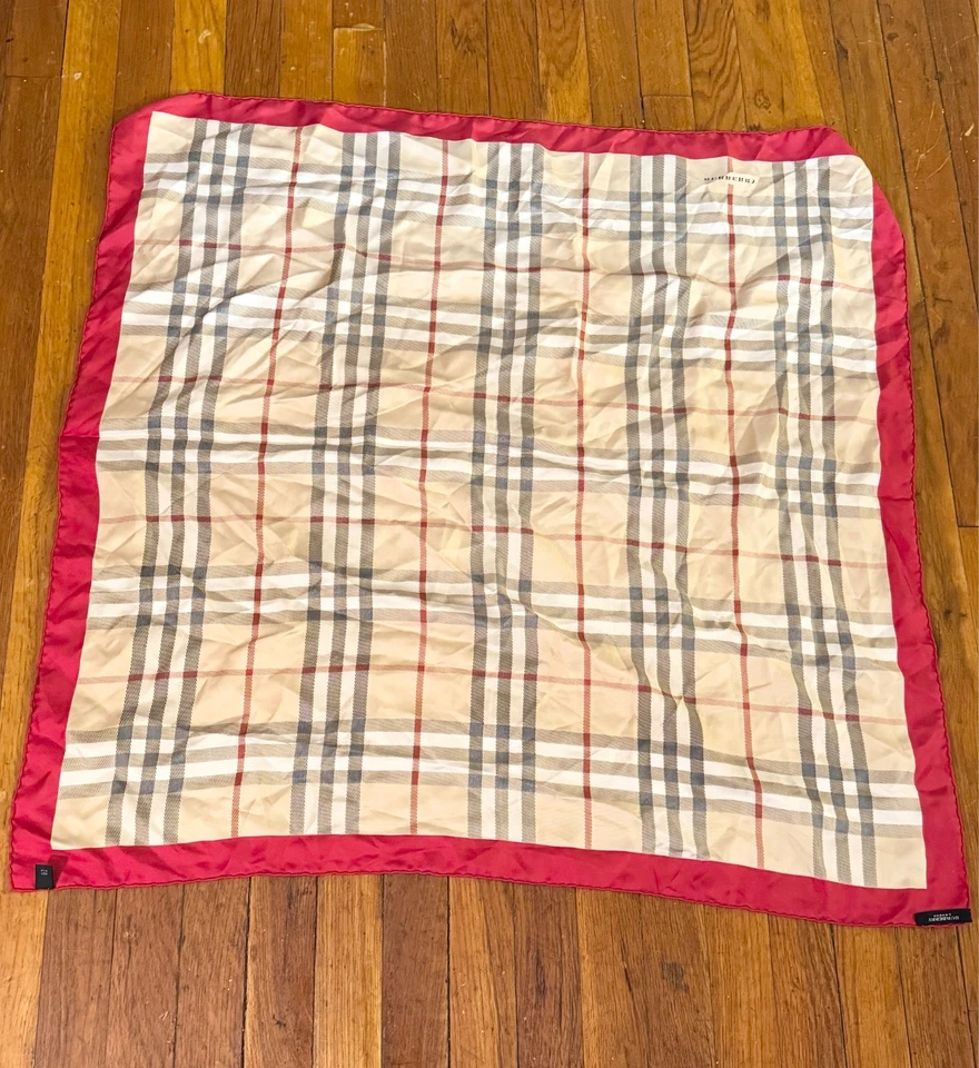 Bufanda de seda Burberry London vintage Foto 4 de 4