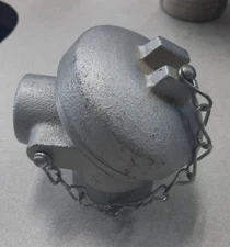 Unbranded Explosion Proof 1-in x 1-in Conduit Thermocouple Enclosure - NOS