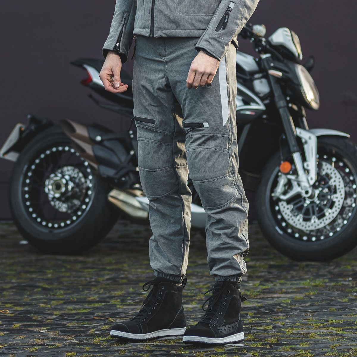 Grey, photo 4 of 4