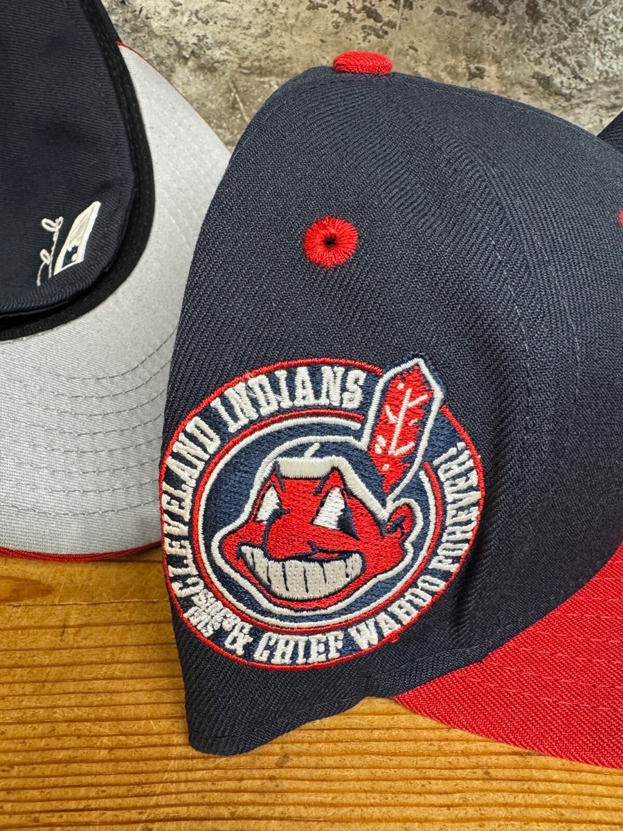 Holographic Cleveland ALL IN ONE Vinyl STICKER - Foto 14