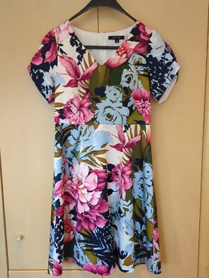 comma 36 kleid mit Blumenmuster