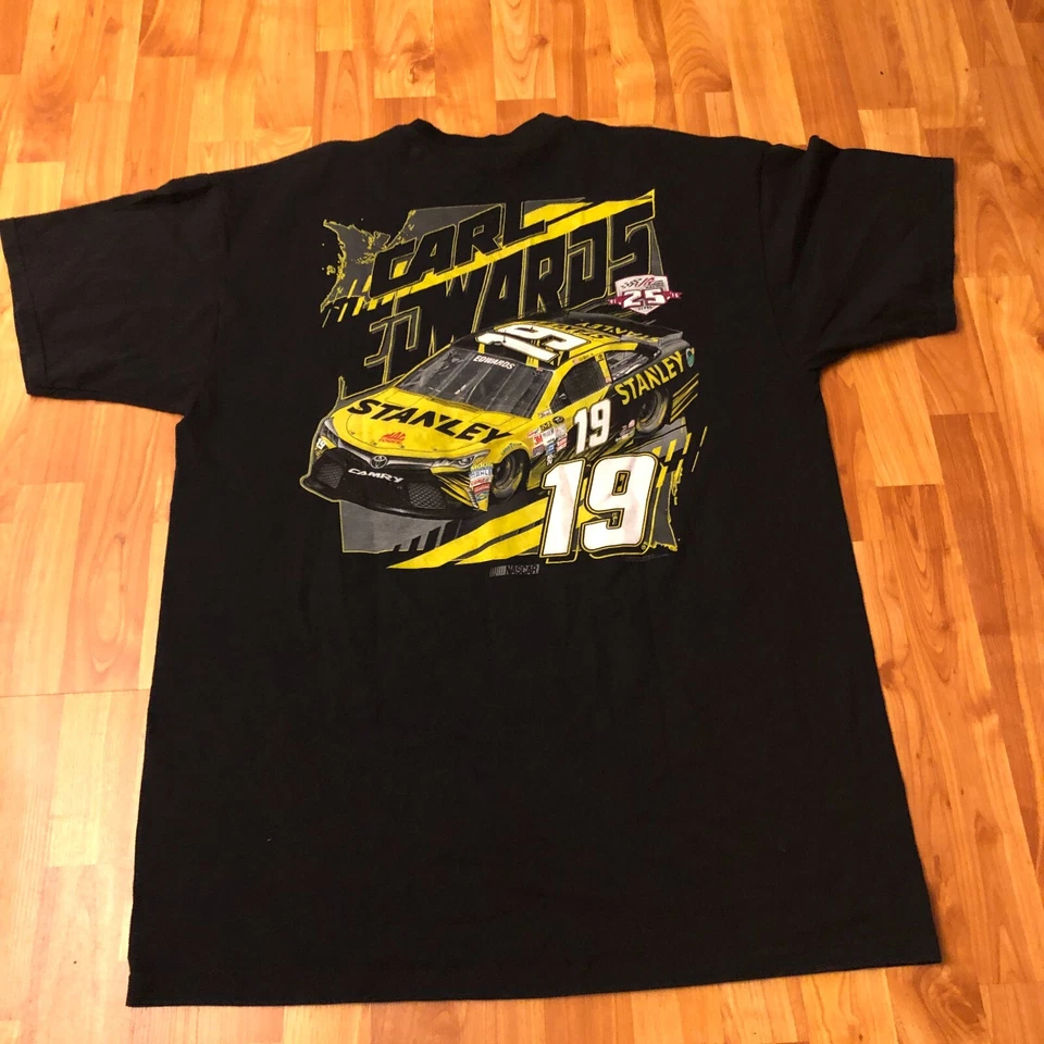 Черная гоночная футболка Fanatics NASCAR NO19 Carl Edwards 2XLT - Изображение 2 из 4