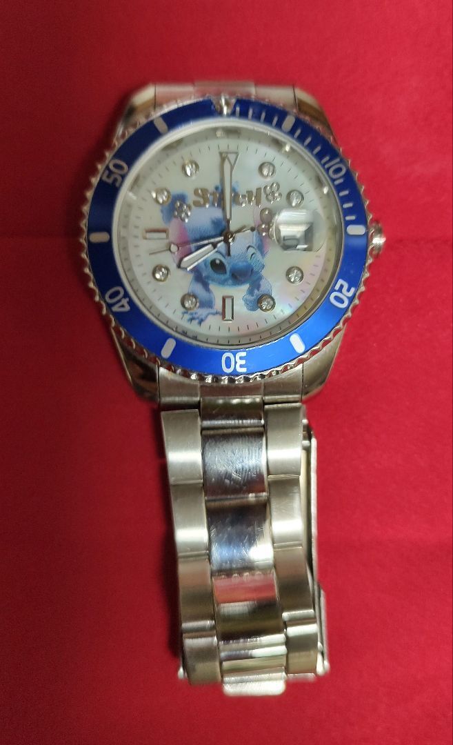 Disney Analog Quartz Men Rare Diamond 8P & Shell Stitch