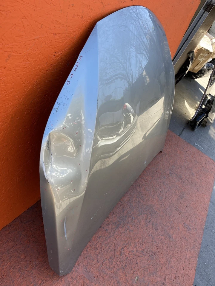 Capucha Lexus NX NX200t NX300h 2015-2020 OEM usada Foto 3 de 4
