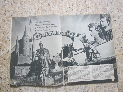 September 1968, ABC FILM REVIEW, Richard Harris, Veronica Carlson, Vivien Leigh. - Picture 7 of 13
