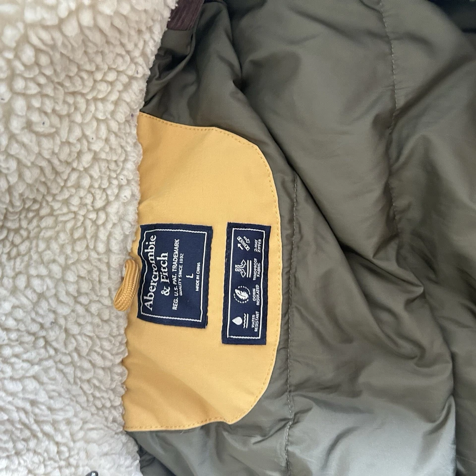 Chaqueta de plumón ABERCROMBIE & FITCH Ultra Parka dorada amarilla para hombre talla grande acolchada Foto 3 de 4