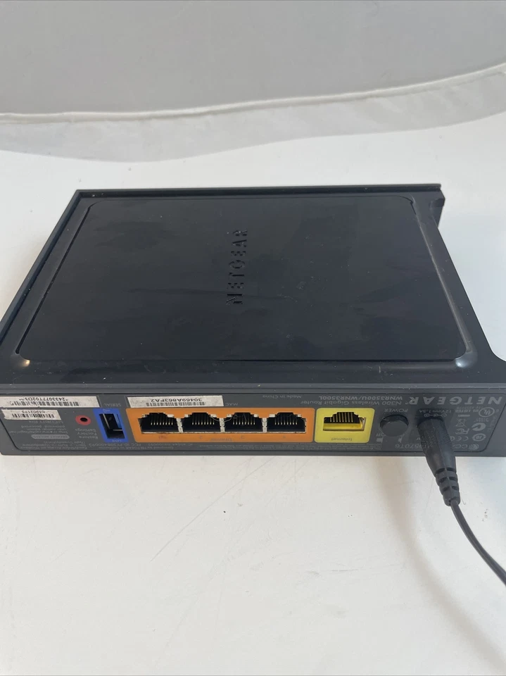Netgear WNR3500U/L N300 4 Ports Wireless WiFi Router w/ Adapter Cable Directions - Image 3 of 4
