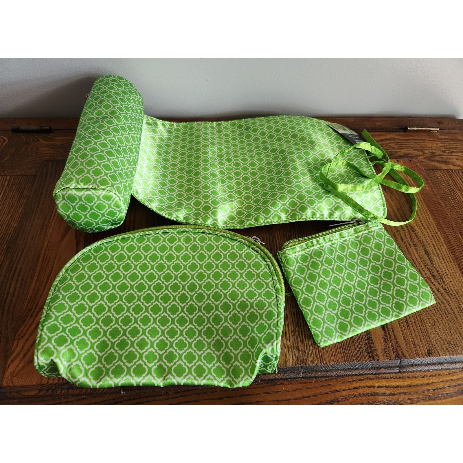 Travel Jewelry Organizer Roll Bag Holder Set of 3 by Pier One Foldable Case-image