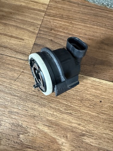 BMW E46 Limousine Coupe Cabrio H7 Scheinwerfer Lampenträger Fernlicht 8380207