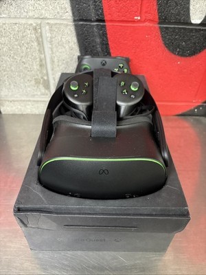 Meta Quest 3S Xbox Edition VR Headset 128GB with Xbox Controller