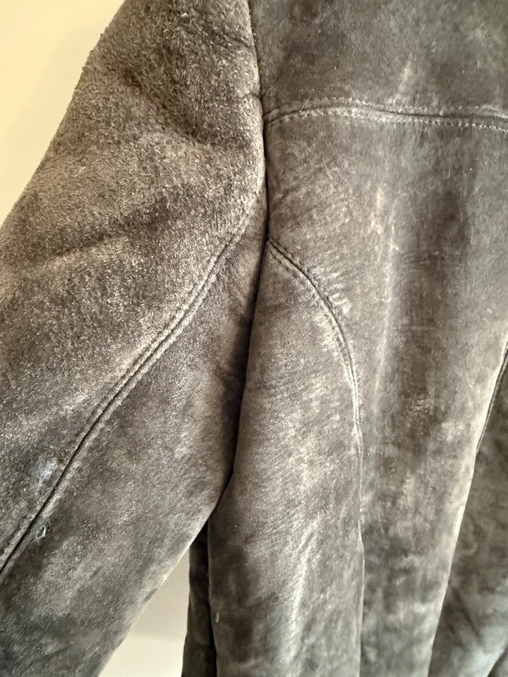 Jaqueta Vintage Express 100% Couro Marrom Camurça e Sherpa Forrada Anos 90 Anos 2000   - Imagem 3 de 4