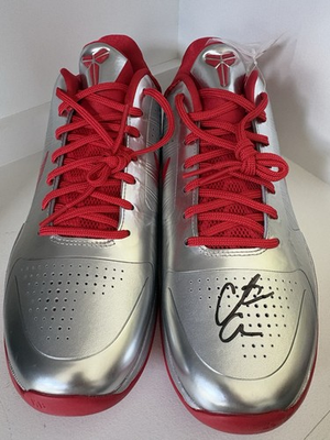 #ad Caitlin Clark Signed Kobe V Rookie Of The Year Shoes Indiana Fever PSA DNA COA $3499.99