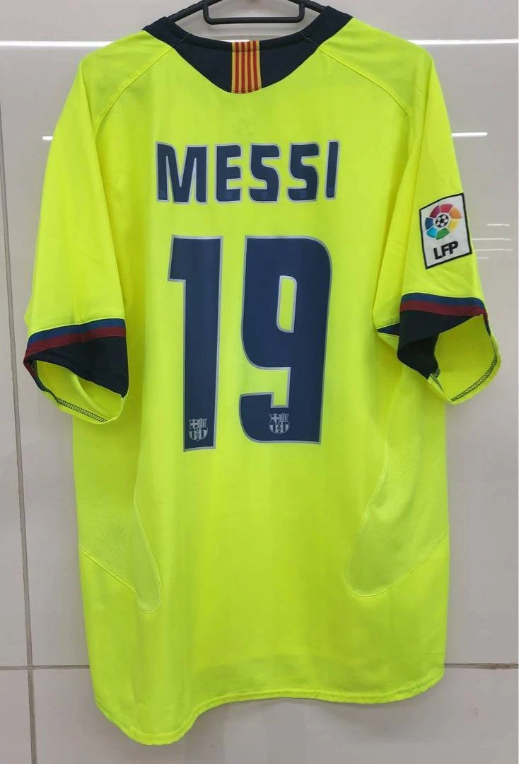 Vintage Lionel Messi Barcelona 05/06 Away Size L Nike Jersey Vintage Lionel Messi Barcelona 05/06 Away Size L Nike Jersey