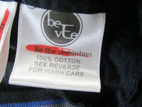 BeevTe Be The Revolution Skater Shorts Mens 30 Black Y2K Belted 15.5 Inseam GUC - Picture 7 of 10