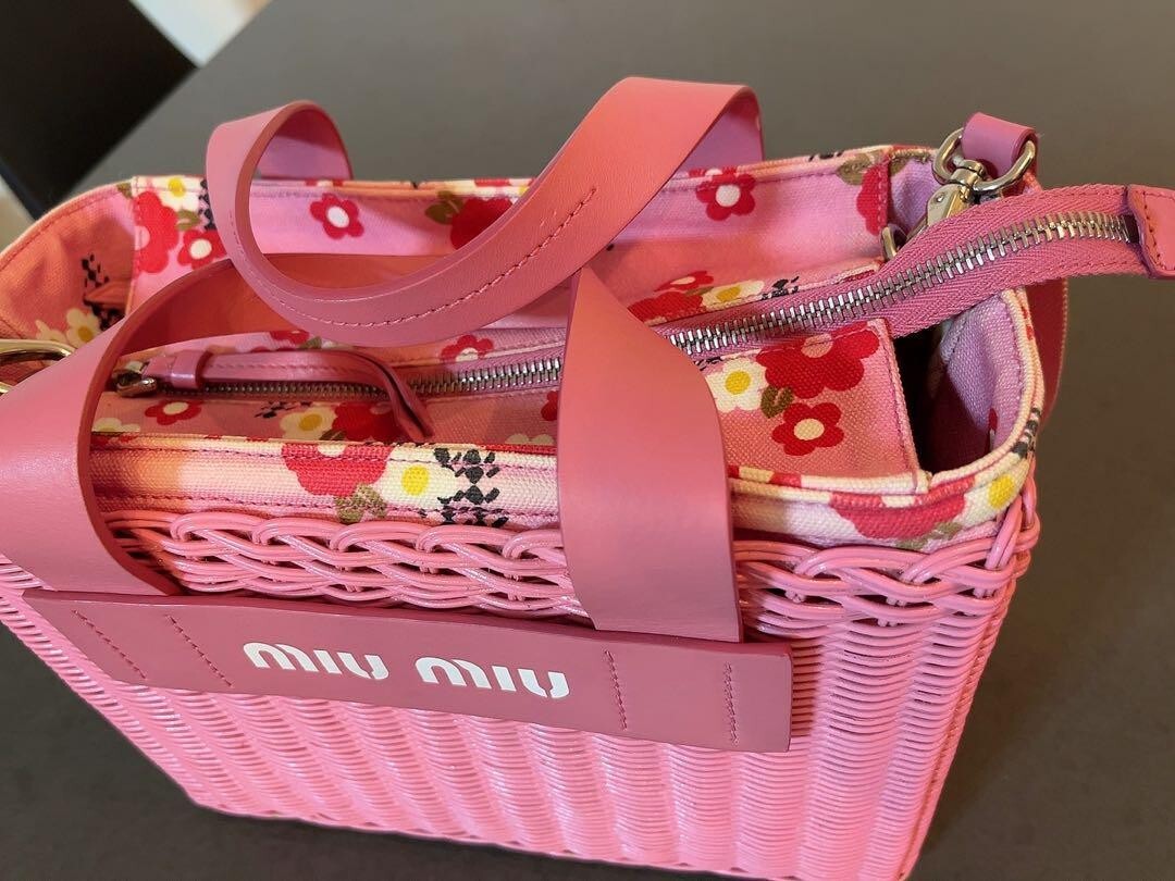 miu miu アイボリー ハンドバッグ2way MIU MIU ホワイト アイボリー 2wayハンドショルダーバッグ