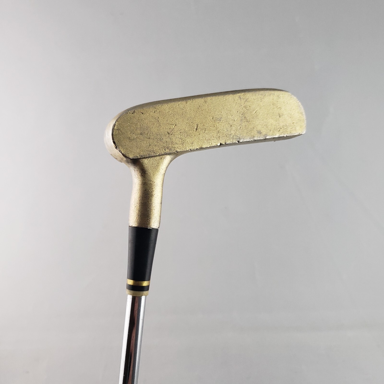 Vintage unbranded Golf Putter gold color LH / RH