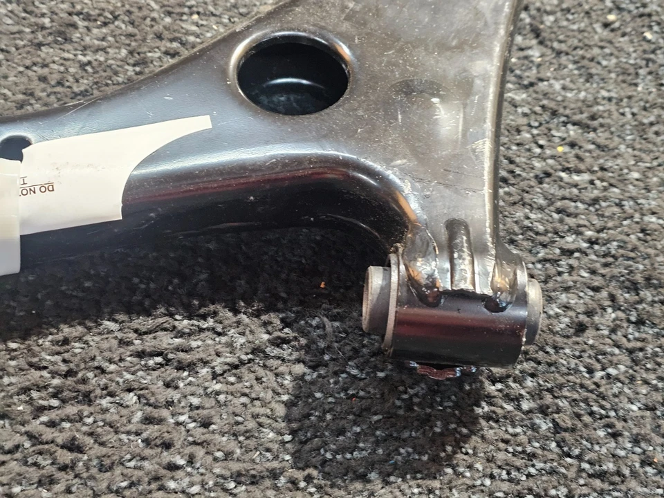 Brazo de control inferior delantero izquierdo MOOG CK622033 y rótula para Dodge Grand Caravan Foto 3 de 4