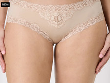 Maidenform Cheeky Hipster Almond 6 Women's Size M.