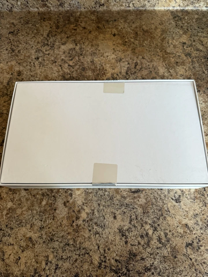 10 Inch Digital Picture Frame - Image 2 of 3