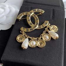 Metal enamel pearl women's brooch birthday gift 2 20 styles 