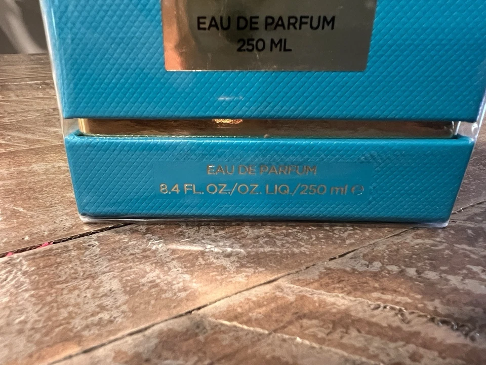 AUTÉNTICO PRECINTADO, T.F.  NEROLI PORTOFINO Eau De Parfum 8,4 oz/250 ml RECARGABLE Foto 4 de 4