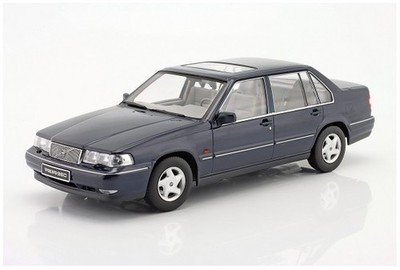 Triple 9 Volvo 960 1996 Dark Blue Metallic  1:18 1800302