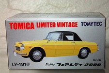 Tomytec Tomica Limited Vintage LV-131c Datsun Fairlady 2000