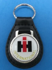 IHC IH INTERNATIONAL HARVESTER TRACTOR TRUCK BLACK LEATHER KEYRING KEYFOB #186