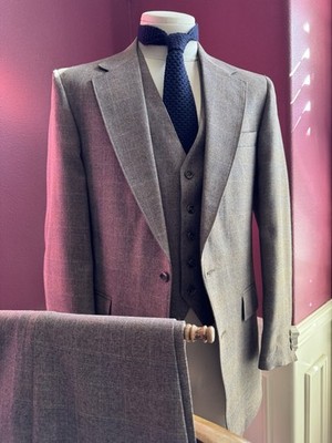 Three Piece Brown Window Pain Plaid Suit By John Blair 42Rx32w