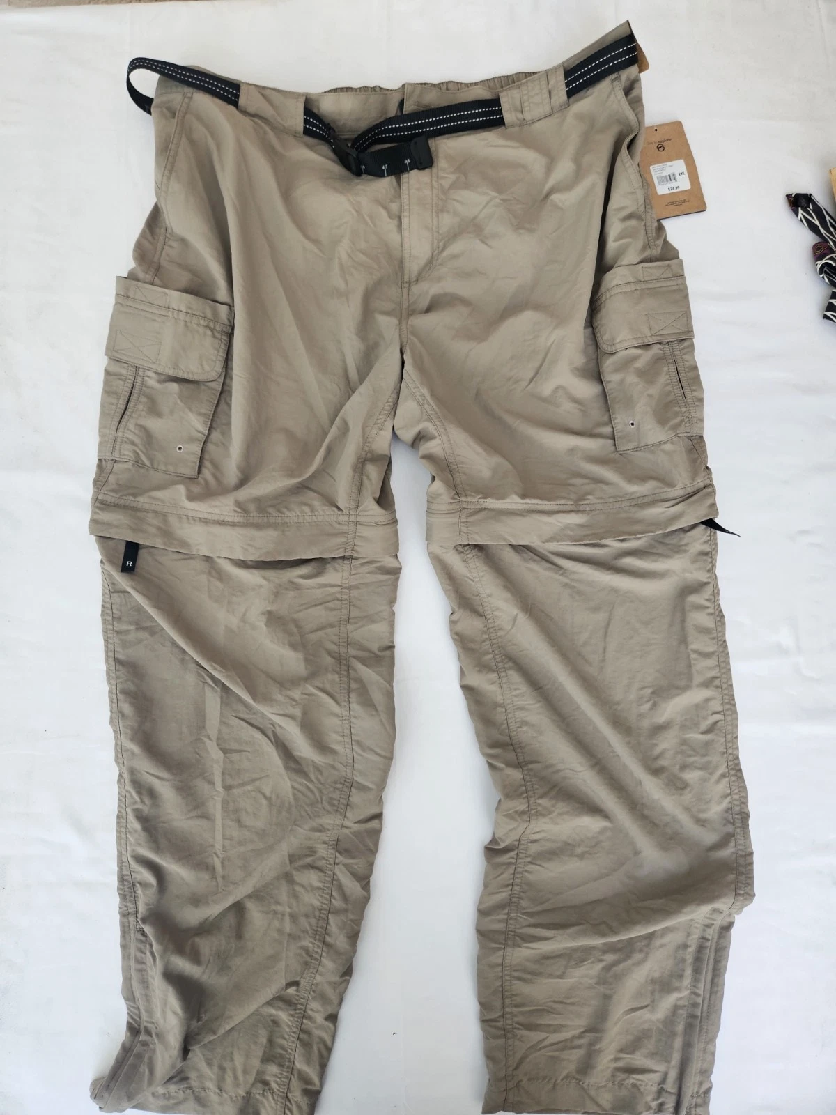 Magellan Convertible Hiking Fishing Outdoor Cargo Pants Mens 2XL NWT
Opens in a new window or tab