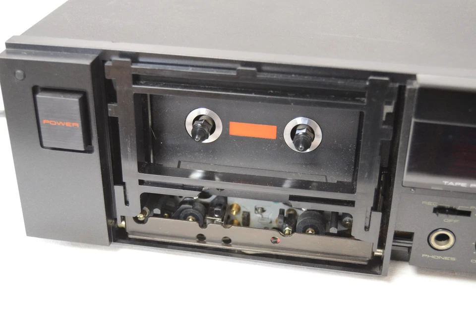 Akai GX-9 Cassette Deck Tape Deck piezas de repuesto sin comprobar para aficionados defectuoso - Imagen 4 de 4