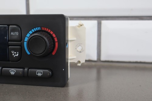 03-07 Interruptor de panel de control de clima automático Hummer H2 sin bisel - Imagen 6 de 16