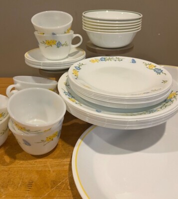 Corelle Pyrex Butterfly Flirtation Blue Yellow Replacement Dishes Plate Bowl
