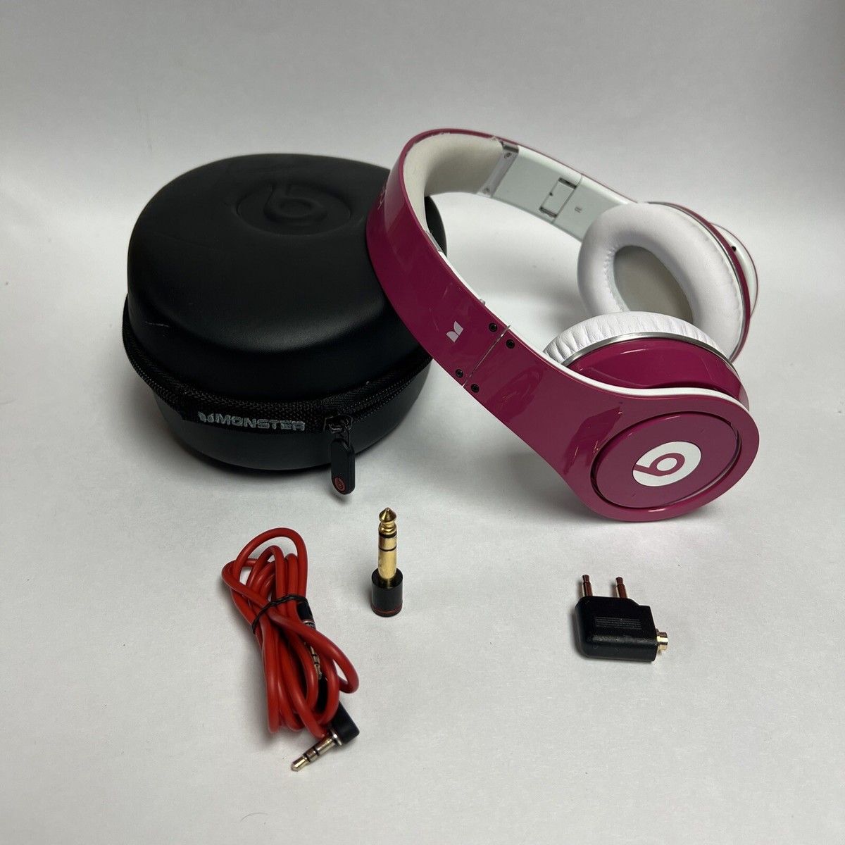 ヘッドホン Beats Studio Wired Amazon.com: Beats Studio 2.0 WIRED Over Ear Headphone - Red