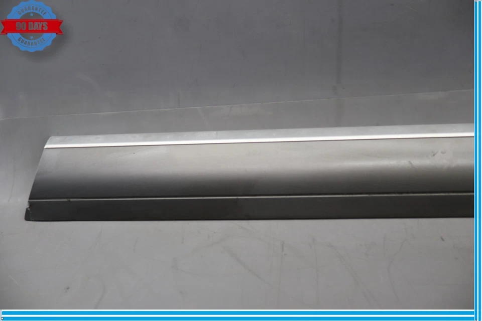 Moldura de puerta inferior delantera derecha lado pasajero Porsche Cayenne 03-10 OEM Foto 3 de 4