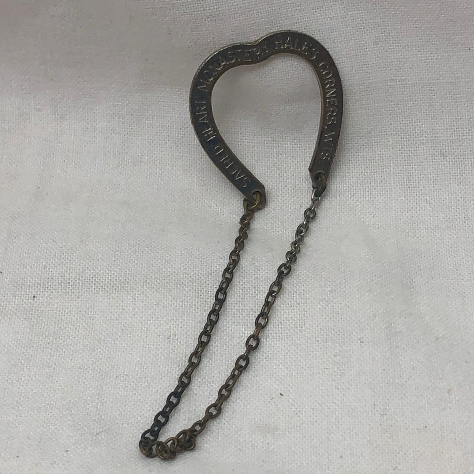 Sacred Heart Monastery Hales Corners Wisconsin Button Chain Pocket