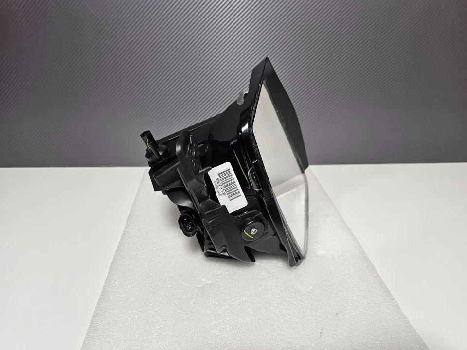 Ram 1500 Classic OEM Left Fog Light 2013 - 2024 Foto 3 de 4