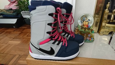 nike womens snowboard boots