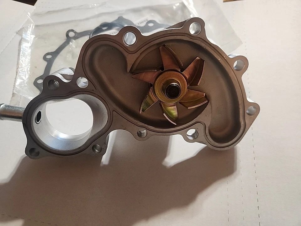 Conjunto de bomba de agua OEM Toyota 16100-69398-83 para Toyota 4Runner 1996-2002📦 Foto 2 de 4