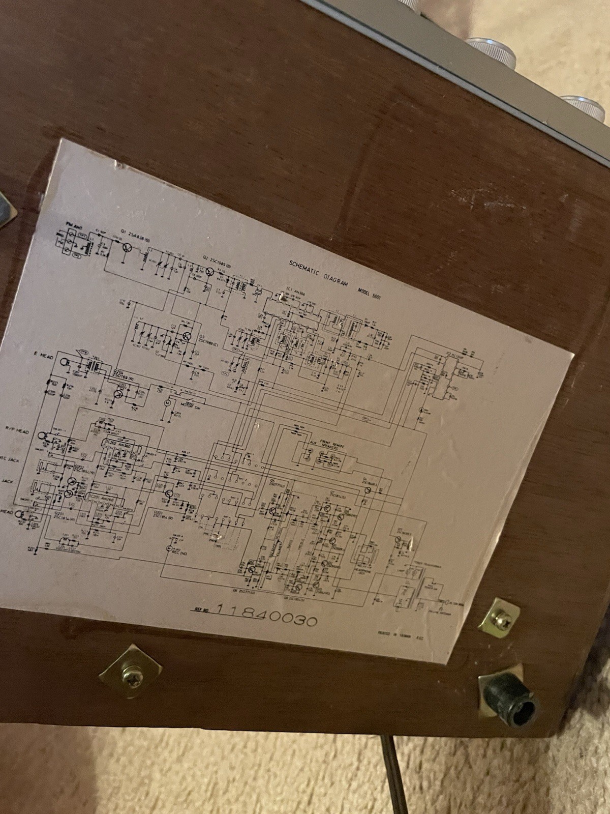 Soundesign Model 5601 AM/FM Stereo Receiver Cassette Recorder Woodgrain-parts