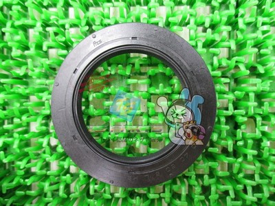 YAMAHA Genuine New Maxam Crank oil seal