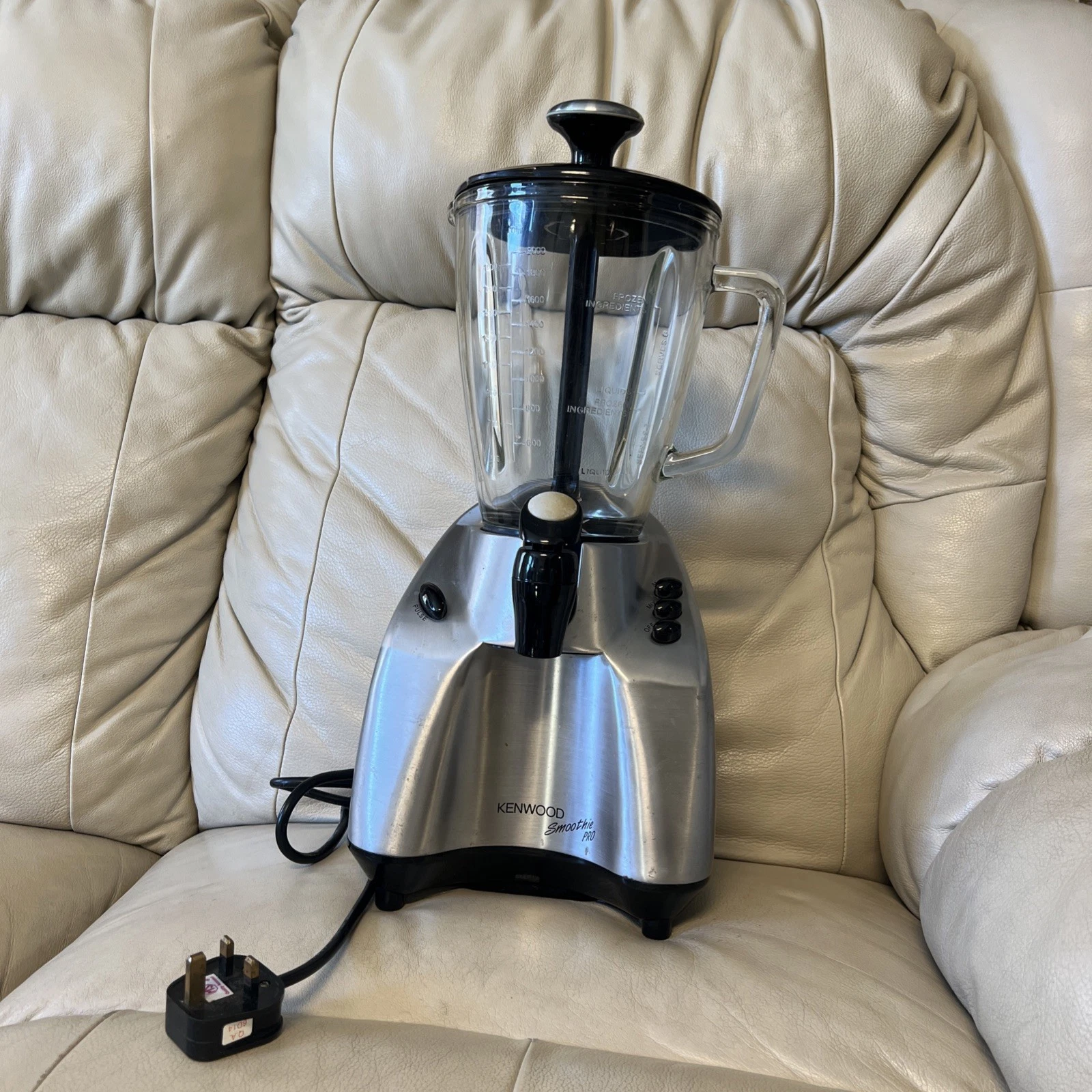 KENWOOD SB300 Series Smoothie Pro Maker Blender Aluminium/Chrome & Glass 700W/2L
Opens in a new wind